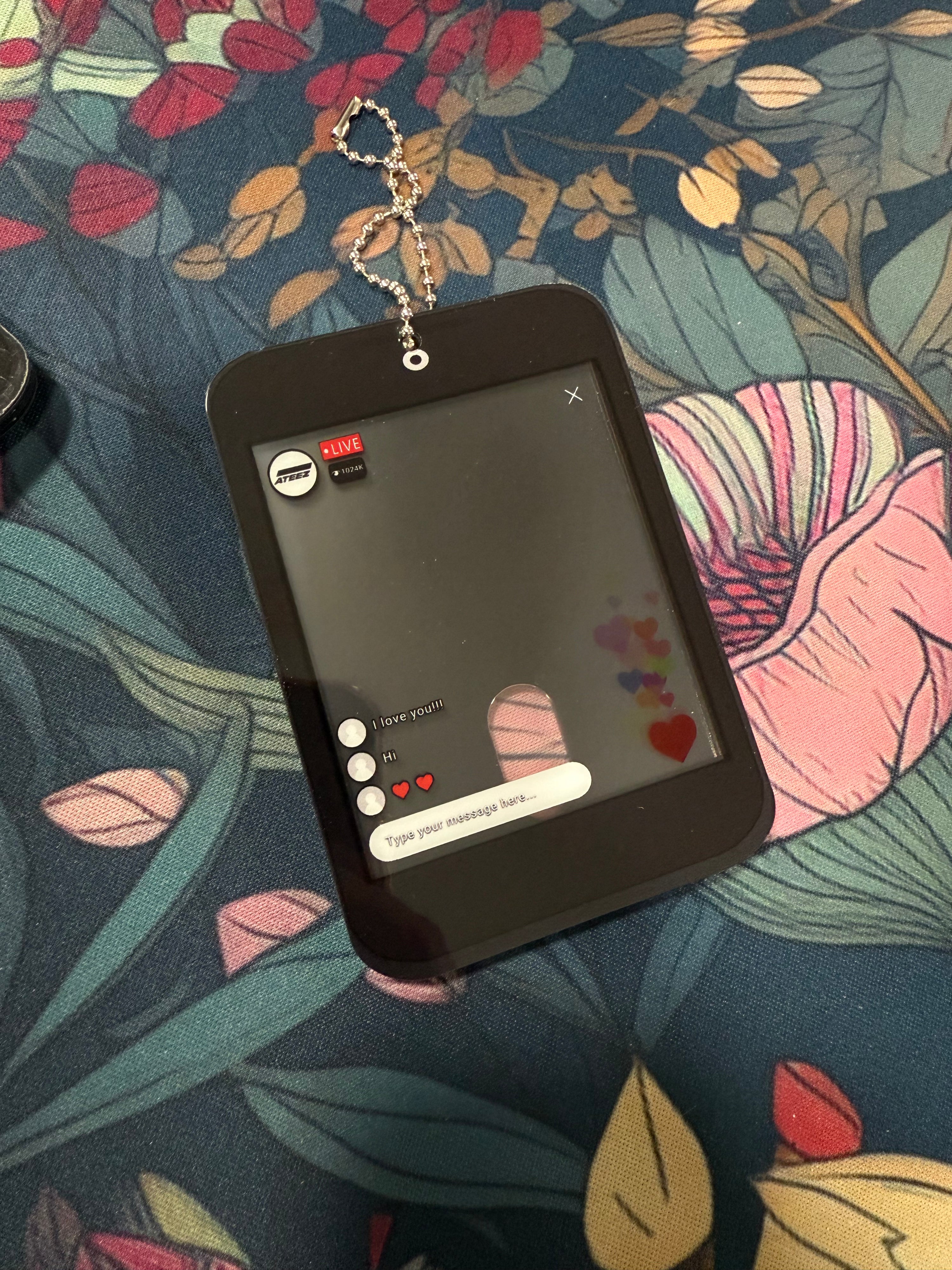 ATEEZ-Inspired Photocard Holder - Insta Live Frame (Ossicone Arts)
