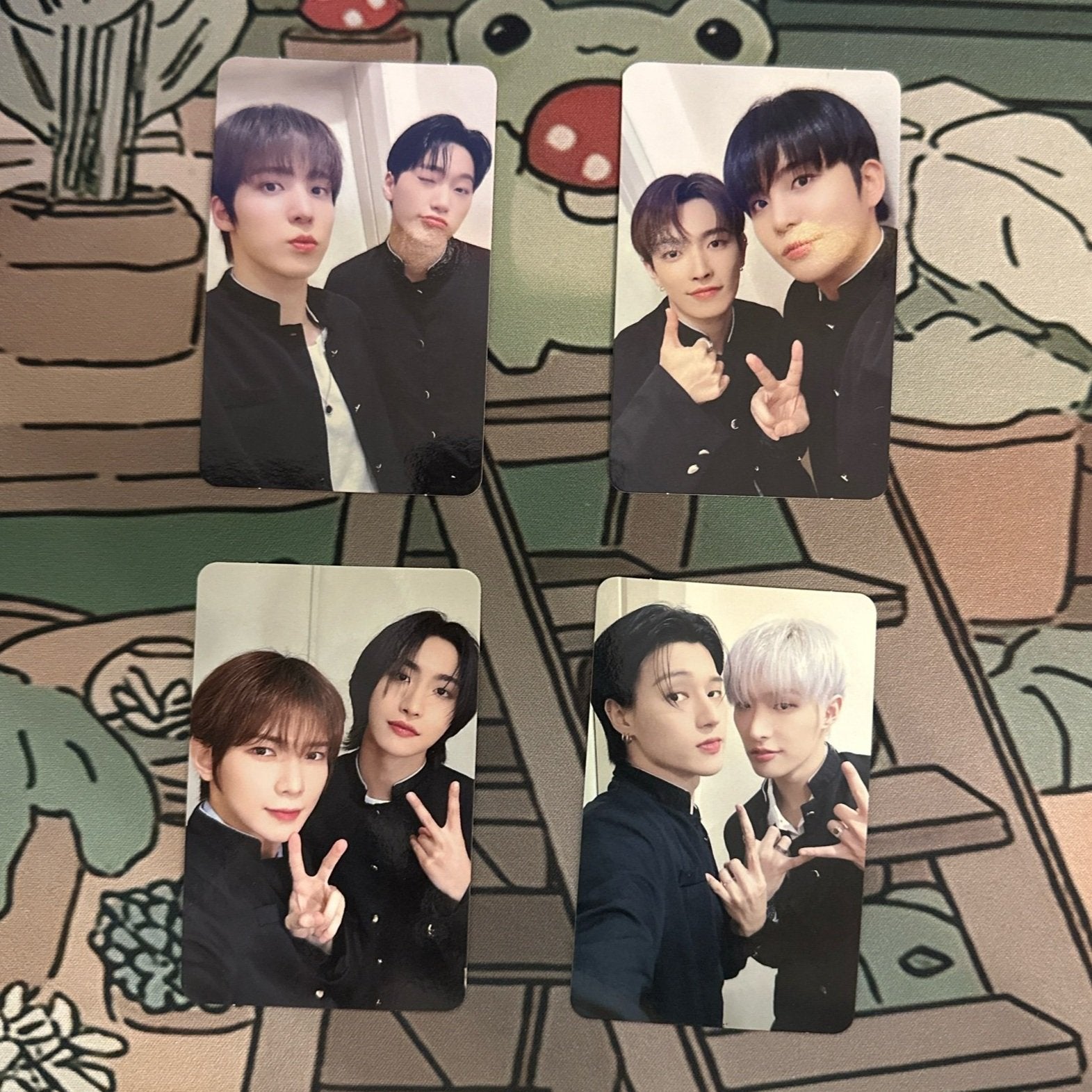 [ATEEZ] Golden Hour - MAKESTAR School Uniform Preorder Benefit Photocard-SQ4042045
