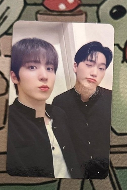 [ATEEZ] Golden Hour - MAKESTAR School Uniform Preorder Benefit Photocard-SQ4042045