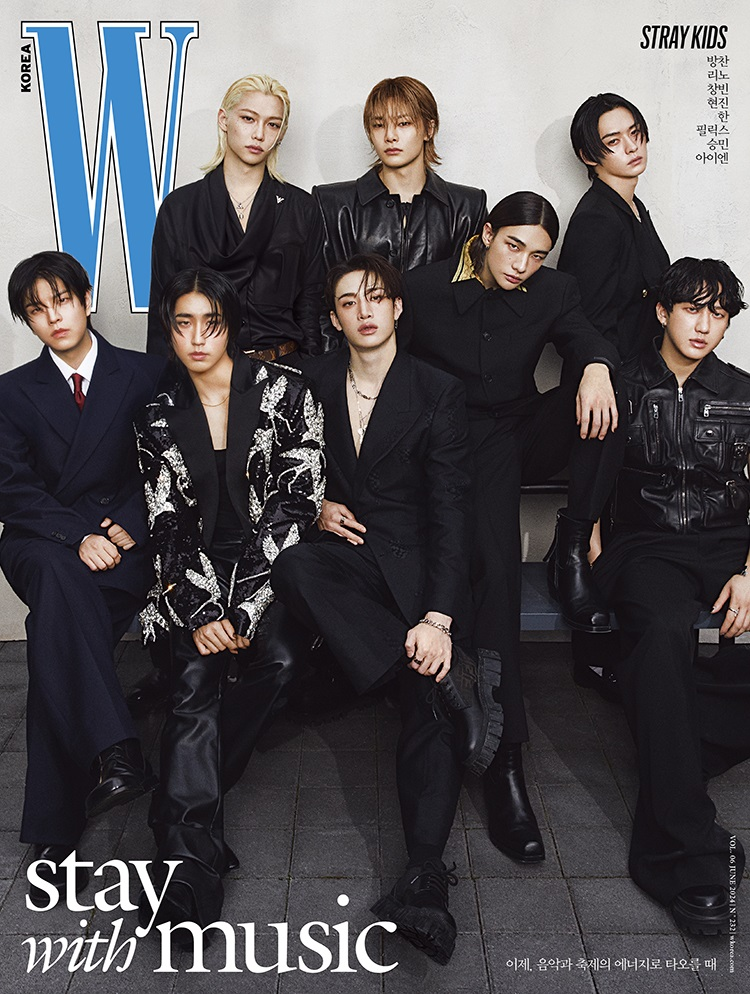 [Magazine] W Korea Vol. 6 2024 (Cover : Stray Kids)-SQ2815457