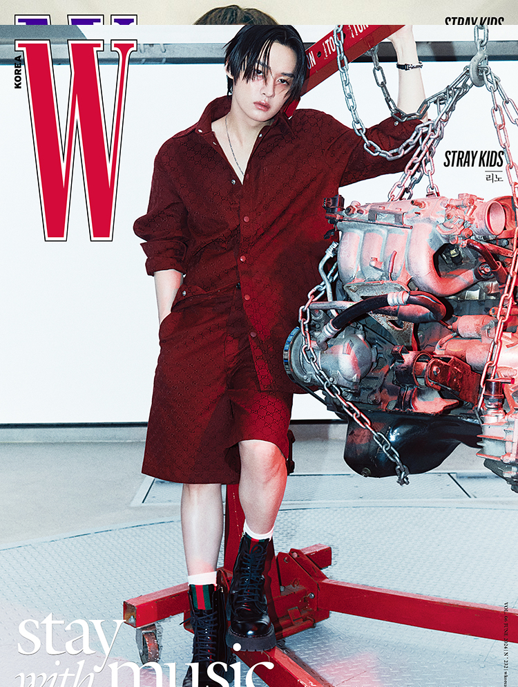 [Magazine] W Korea Vol. 6 2024 (Cover : Stray Kids)-SQ2815457